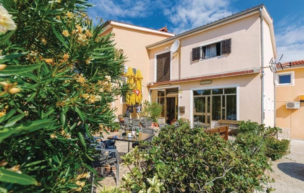 Valdebek 2 Apartment Pula Exterior photo